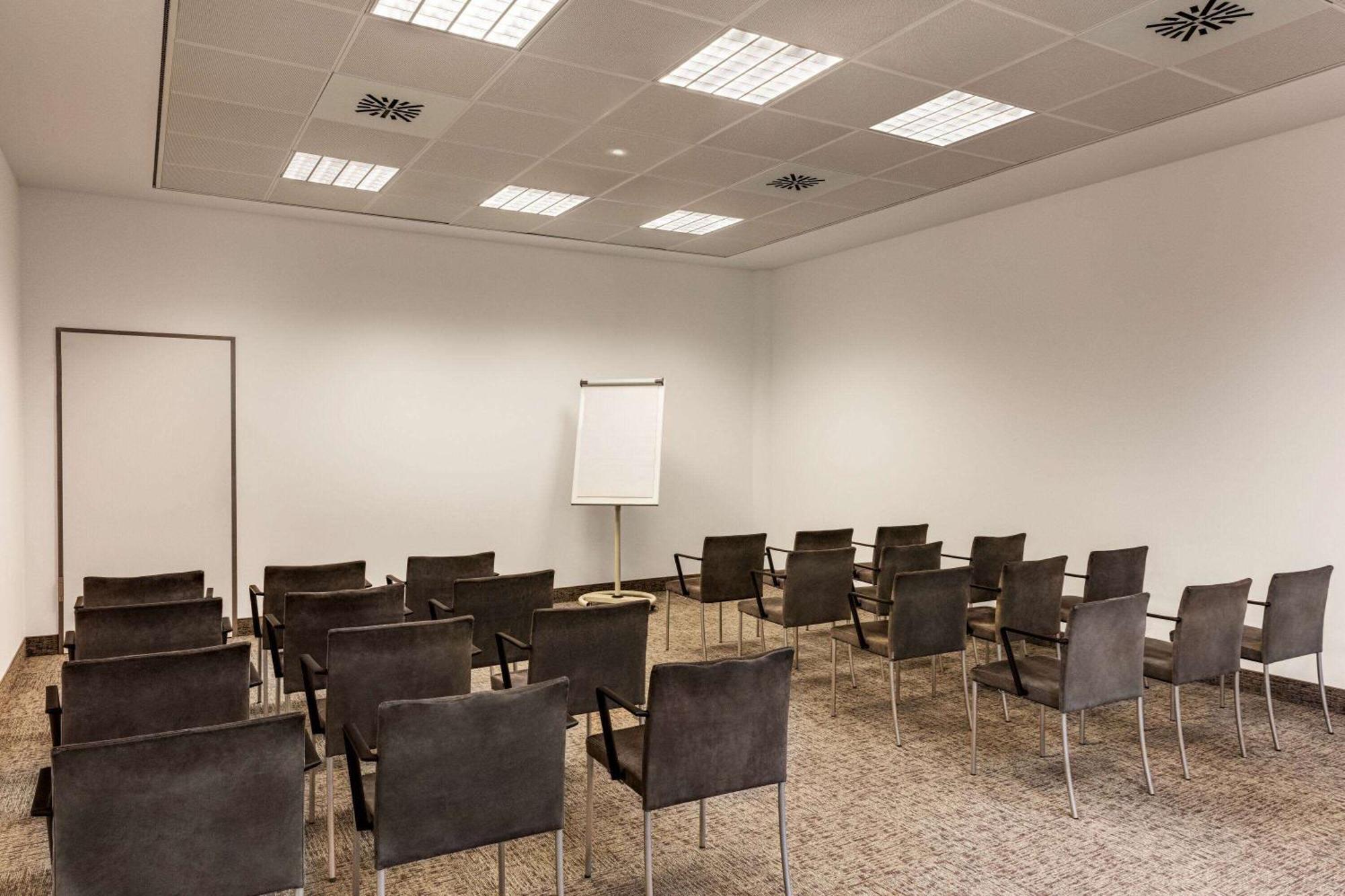 Vienna House Easy By Wyndham Stuttgart Hotel Luaran gambar